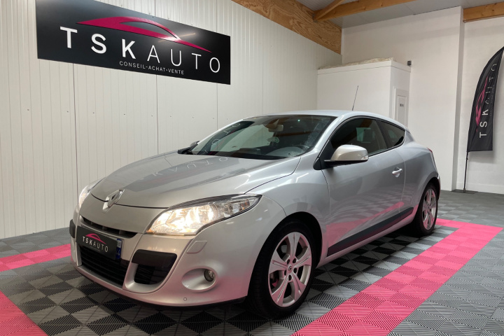 RENAULT MEGANE III COUPE