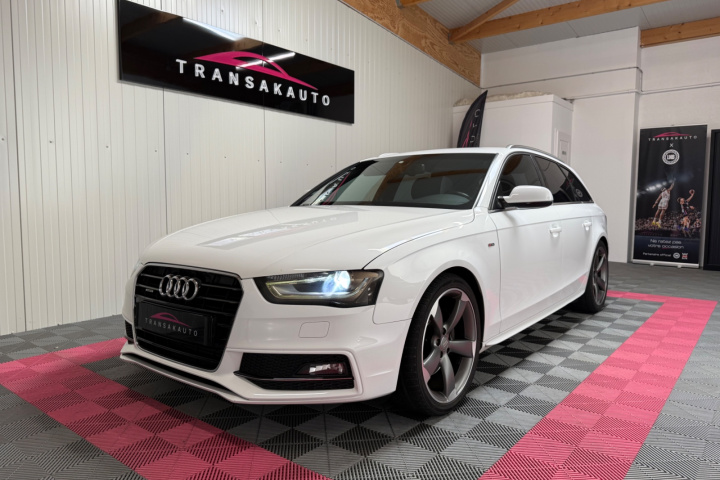 AUDI A4 AVANT