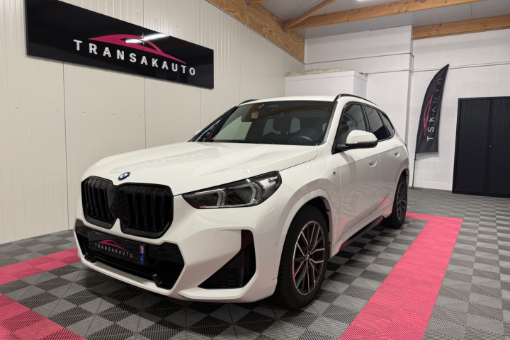 BMW X1 U11