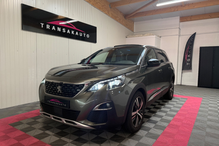 PEUGEOT 5008