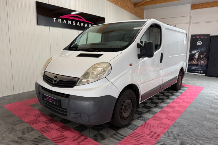 OPEL VIVARO FOURGON