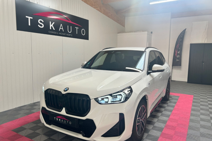BMW X1 U11