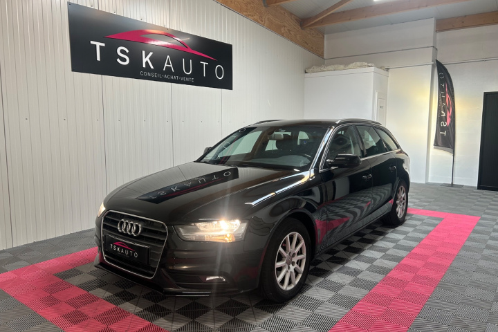 AUDI A4 AVANT