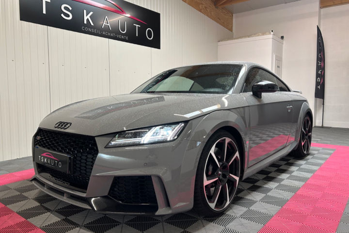 AUDI TT RS COUPE