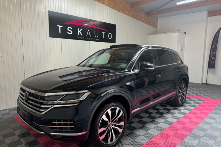 VOLKSWAGEN TOUAREG